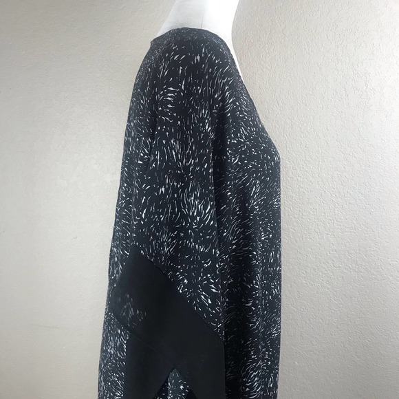 AVA & VIV Women's Tunic Black/White Abstract Sheer Top Kimono Style Size XL? - Picture 8 of 9